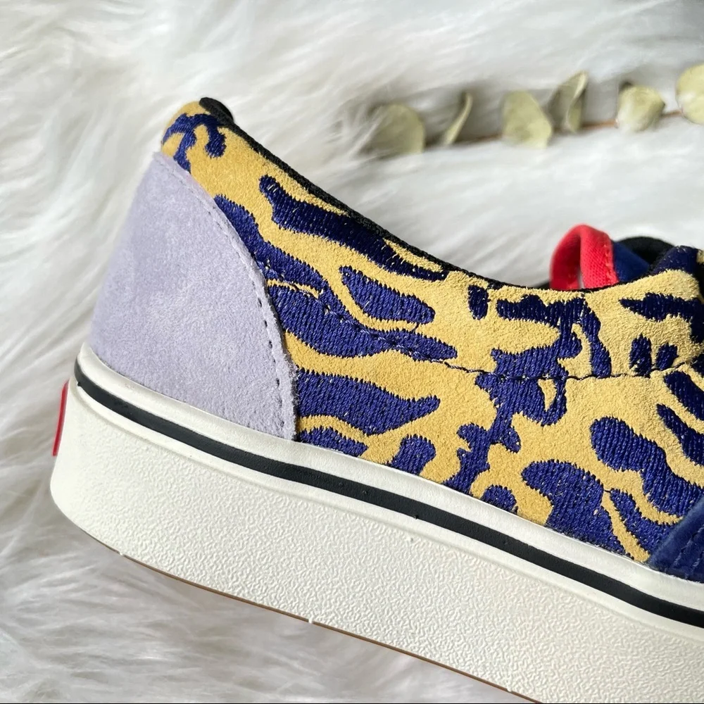 Vans ComfyCush Era Bugs Blueprint W8.5 VN0A3WM9WWG NIB